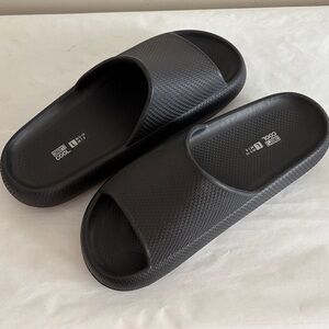 32 Degrees COOL W 9-10 M 7-8 Black Slide Sandals new comfort support recovery